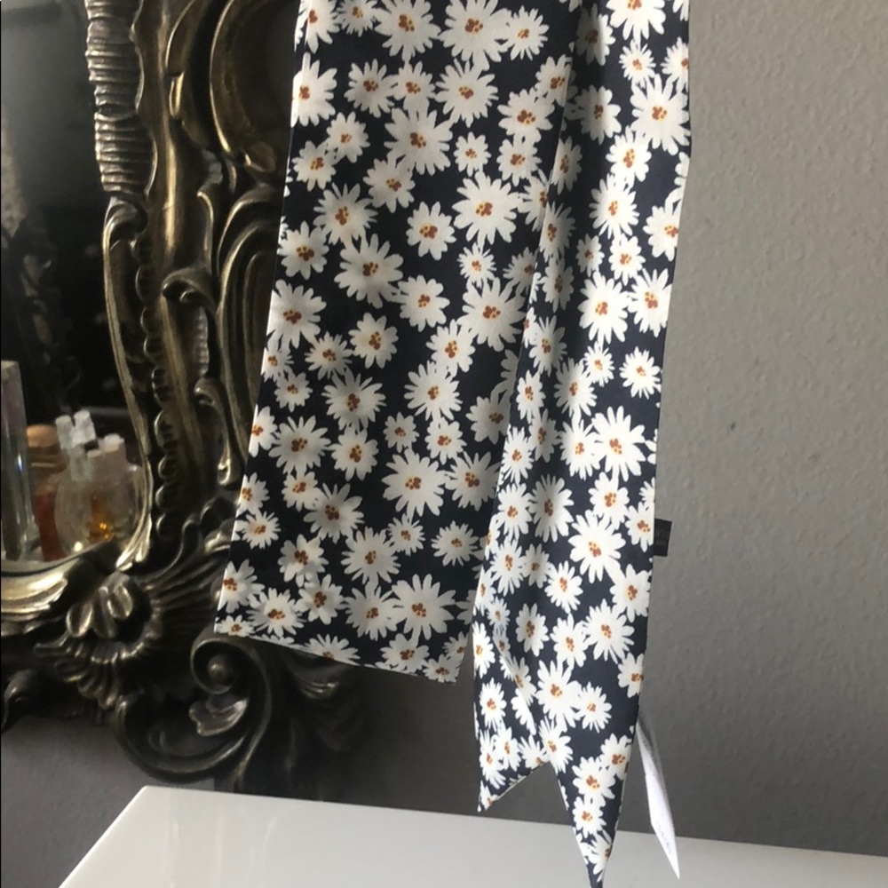Ann Taylor silk skinny scarf Long - Picture 7 of 8